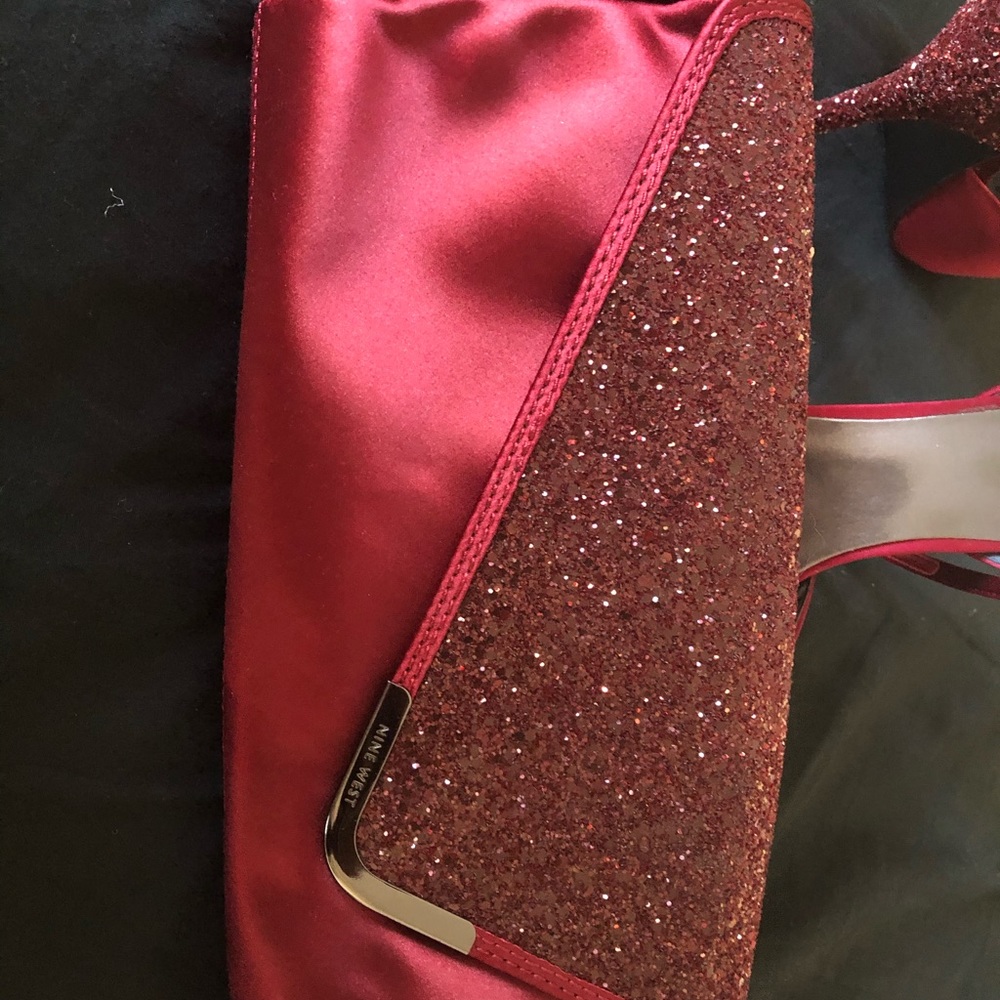 Nine West Elegant Shoes and Clutch Combo - Picture 6 of 8